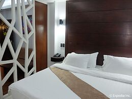 DM Residente Inns and Villas