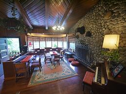 Mountain Lodge