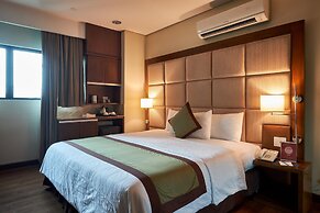 SanTomas Suites