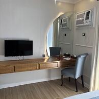 Queen Margarette Hotel - Main