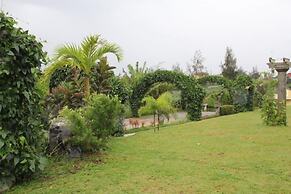 The Q Hotel & Restaurant