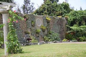 The Q Hotel & Restaurant