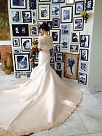 The Q Hotel & Restaurant