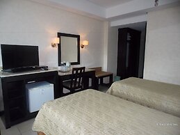 Goldenfield Kundutel Hotel