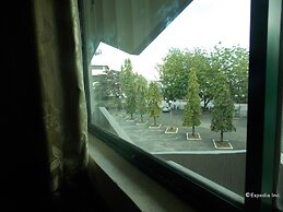 Goldenfield Kundutel Hotel