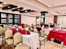 MO2 Westown Hotel Bacolod - Downtown