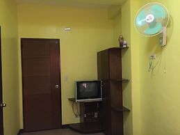 Luis Bay Travellers Lodge Coron