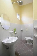 Luis Bay Travellers Lodge Coron