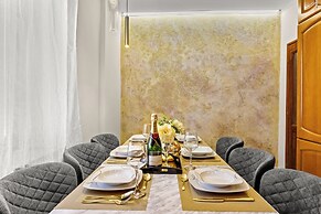 Diana City Hall View