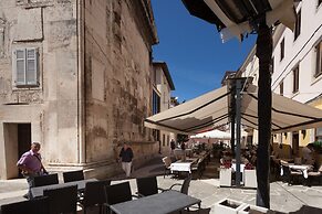 Diana City Hall View