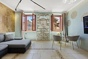 Diana City Hall View