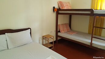 OYO 671 Natua's Cabin