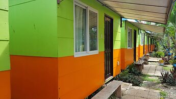 OYO 671 Natua's Cabin