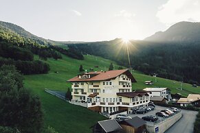 Hotel Alpenroyal Jerzens