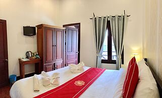 Pangkham Lodge