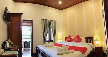 Pangkham Lodge
