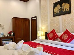 Pangkham Lodge