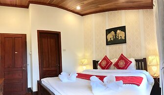Pangkham Lodge