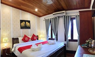 Pangkham Lodge