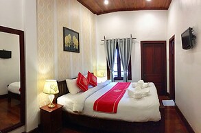 Pangkham Lodge