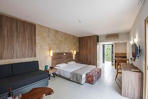 Electra Beach Resort