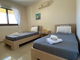 Kyklades Resort & Spa