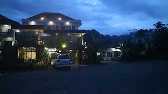 Pany Hotel