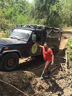 Palm Grove Holiday Inn