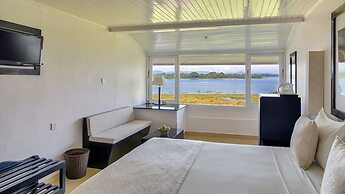 EKHO Lake Polonnaruwa