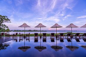 EKHO Lake Polonnaruwa