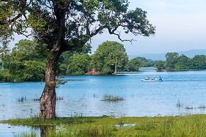 EKHO Lake Polonnaruwa