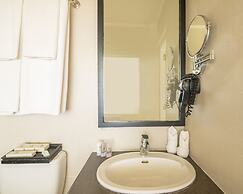 EKHO Lake Polonnaruwa