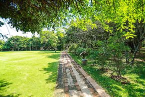 Camellia Resort and Spa