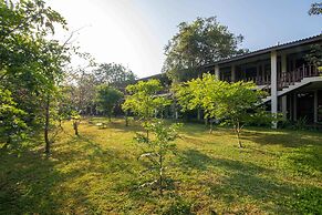 Camellia Resort and Spa