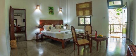 Camellia Resort and Spa