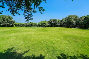 Camellia Resort and Spa