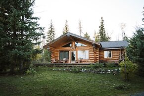 Ten-ee-ah Lodge & Campground