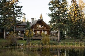 Ten-ee-ah Lodge & Campground