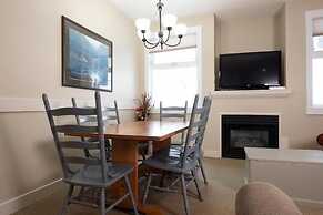 Vance Creek Hotel & Conference Centre