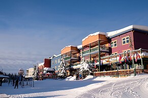Vance Creek Hotel & Conference Centre