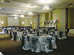 Vance Creek Hotel & Conference Centre