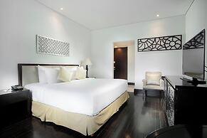 Lido Lake Resort By MNC Hotel