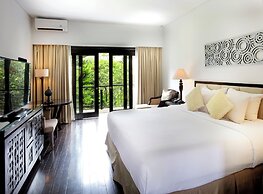 Lido Lake Resort By MNC Hotel