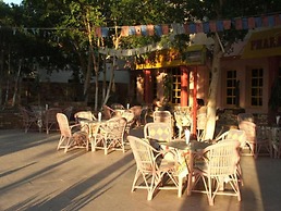 Pharaohs Hotel