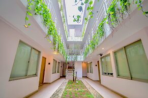 LeGreen Suite Tondano