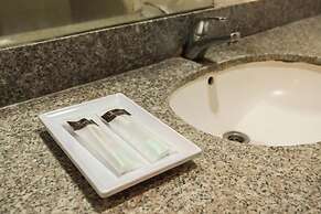 LeGreen Suite Tondano