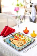 Appart-Hotel EZZAHIA by HMS