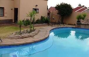 Augusta Villa St Pio Guest House