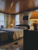 Hotel California Pacho