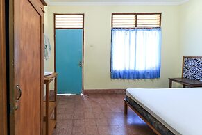 Mertha Jati Hotel & Bungalow